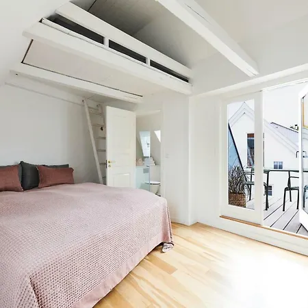 Sirius House 아파트